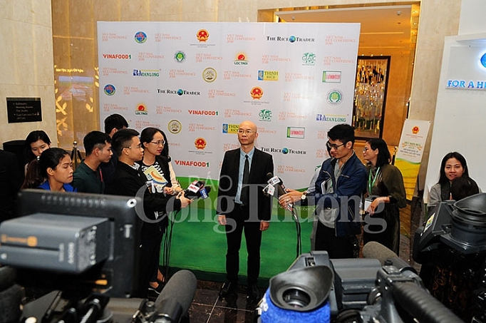 co hoi quang ba phat trien thuong hieu gao viet nam